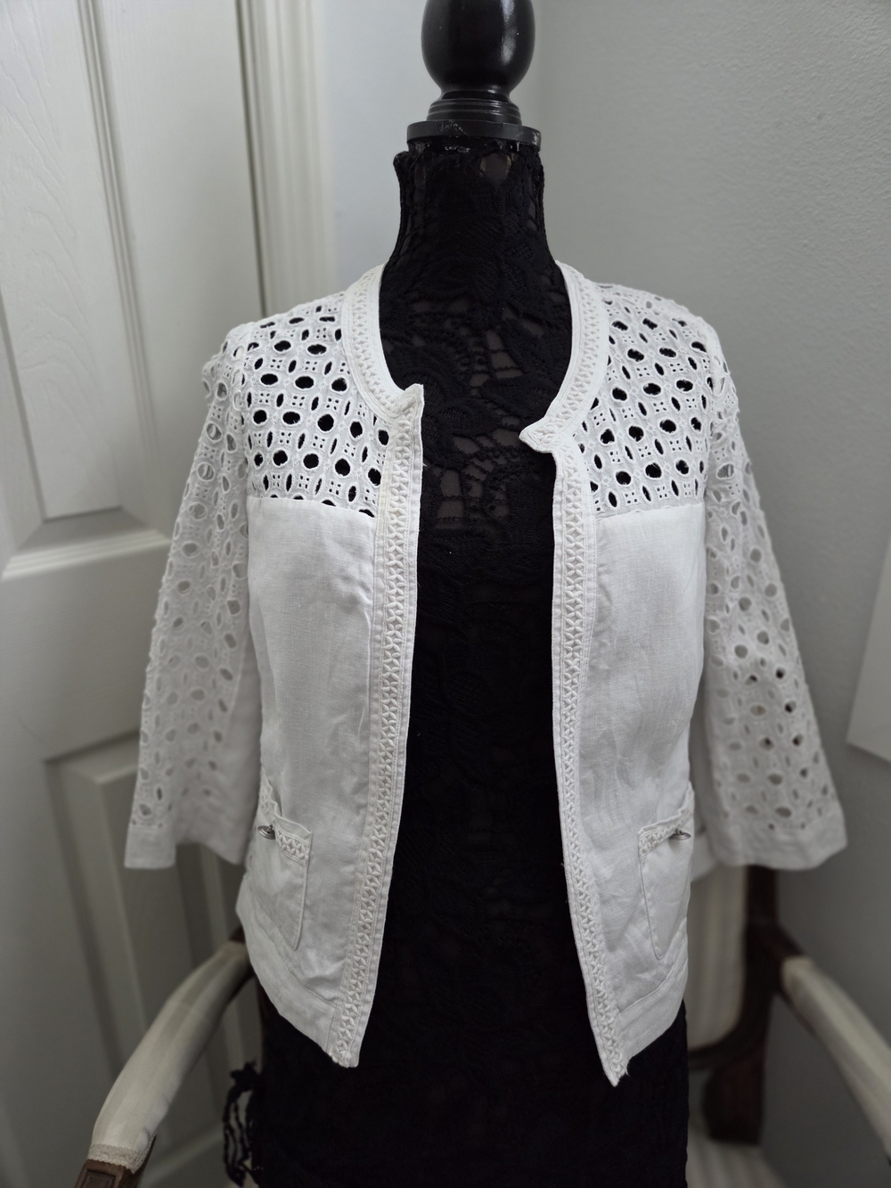 Chico's White Eyelet Crochet Openwork Topper